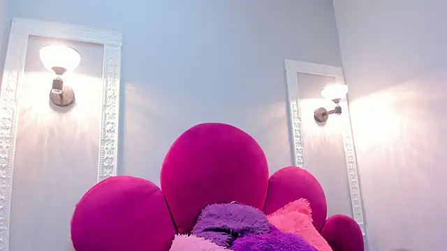 Bonniie 22 online show from 10/04/25, 02:15