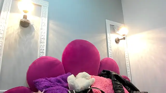 Bonniie 22 online show from 03/11/26, 08:26