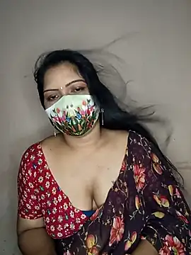 Snapshot of Bagi-Sexy chatting on 03/07/25, 06:11 Bagi-Sexy online show from 03/07/25, 06:11