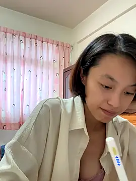 ladypaggy online show from 11/29/25, 06:16