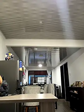 Snapshot of Sara_Charmy chatting on 09/26/25, 10:58 Sara Charmy online show from 09/26/25, 10:58