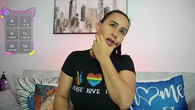 Snapshot of Sara_Charmy chatting on 10/07/25, 11:29 Sara Charmy online show from 10/07/25, 11:29