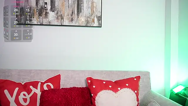 Snapshot of Sara_Charmy chatting on 10/25/25, 11:07 Sara Charmy online show from 10/25/25, 11:07