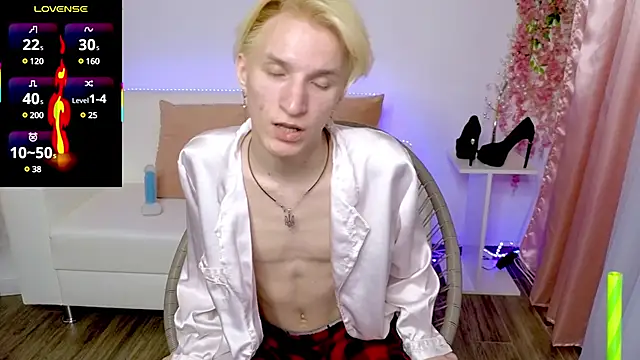 Snapshot of Limon_chik chatting on 03/15/25, 08:48 Limon chik online show from 03/15/25, 08:48