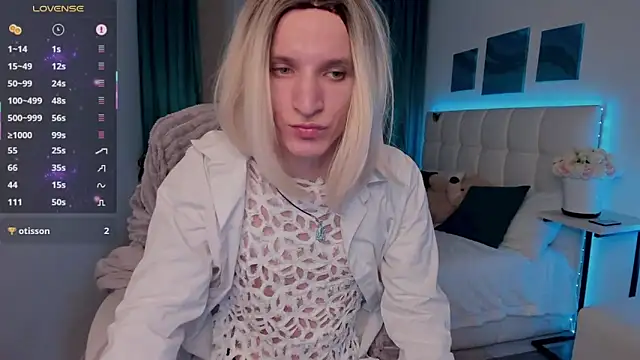 Snapshot of Limon_chik chatting on 03/23/25, 02:37 Limon chik online show from 03/23/25, 02:37