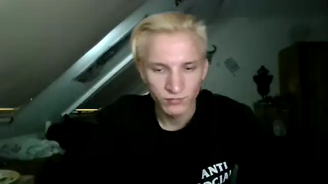 Snapshot of Limon_chik chatting on 10/06/25, 09:07 Limon chik online show from 10/06/25, 09:07