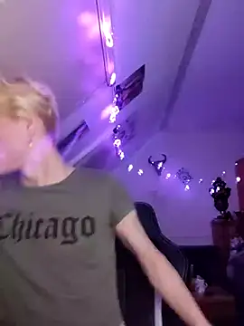 Snapshot of Limon_chik chatting on 10/17/25, 03:36 Limon chik online show from 10/17/25, 03:36