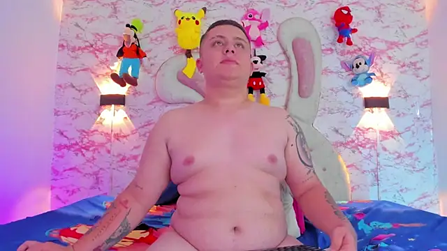 Snapshot of IM_SINAY chatting on 10/07/25, 09:23 IM SINAY online show from 10/07/25, 09:23