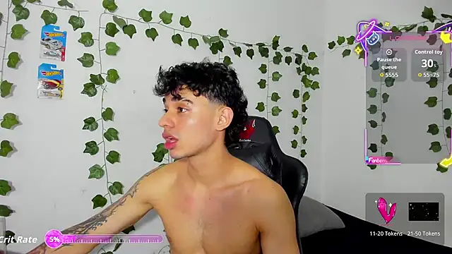 Snapshot of Noah_milleer chatting on 11/22/25, 09:58 Noah milleer online show from 11/22/25, 09:58