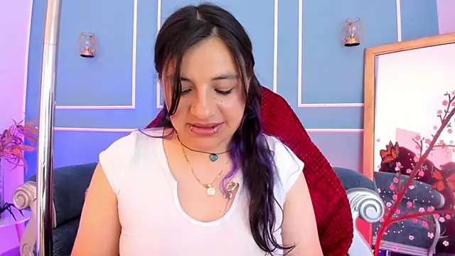 TaraTaylorr online show from 05/21/26, 03:02