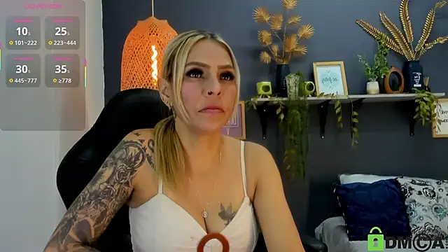 yessila parker online show from 11/12/25, 02:34