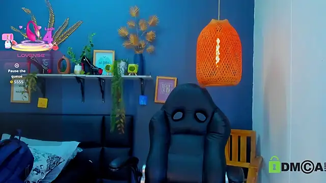 yessila parker online show from 03/05/26, 09:27