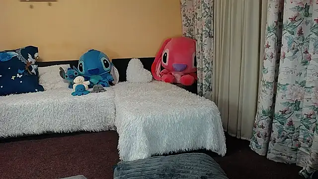 Maddison Summer online show from 10/31/25, 09:05