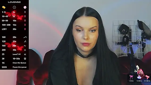 Snapshot of Miss_Vic chatting on 11/19/25, 03:12 Miss Vic online show from 11/19/25, 03:12