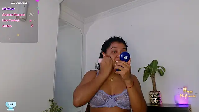 victtoria cane63 online show from 10/23/25, 11:14