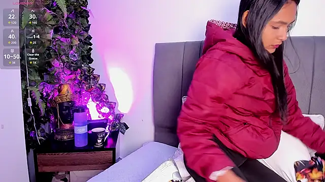 Fernanda liie  online show from 03/02/26, 12:34