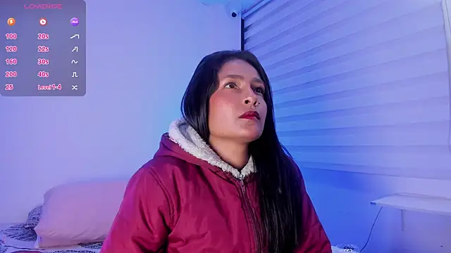 Fernanda liie  online show from 04/01/26, 12:28