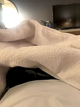 lucas grass online show from 10/24/25, 03:14