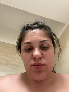 Layla- online show from 09/27/25, 10:04