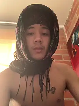 Snapshot of chillcol chatting on 03/17/25, 07:26 chillcol online show from 03/17/25, 07:26