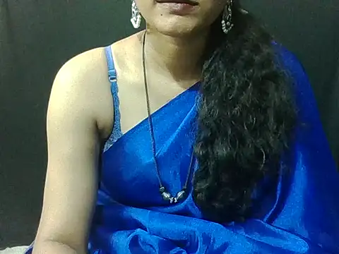 Snapshot of sugandha_bhabhi chatting on 12/04/25, 05:06 sugandha bhabhi online show from 12/04/25, 05:06