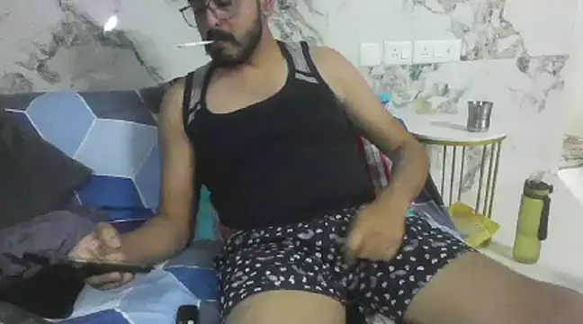 Snapshot of freakydesi chatting on 03/07/25, 08:34 freakydesi online show from 03/07/25, 08:34