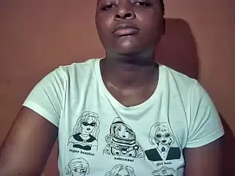 Snapshot of sexyhips2001 chatting on 11/13/25, 10:30 sexyhips2001 online show from 11/13/25, 10:30