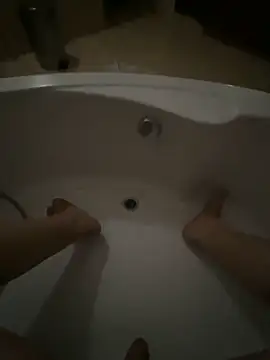 Snapshot of Mpampi chatting on 09/16/25, 05:14 Mpampi online show from 09/16/25, 05:14