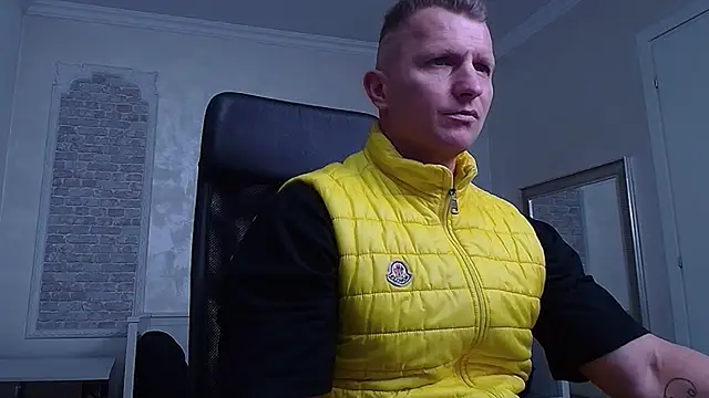 RomeoMalcolm online show from 03/17/25, 05:23