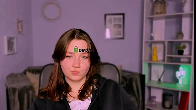 helli belli online show from 03/14/25, 08:49