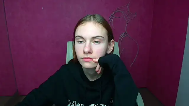 Fiona Night online show from 03/10/25, 05:11