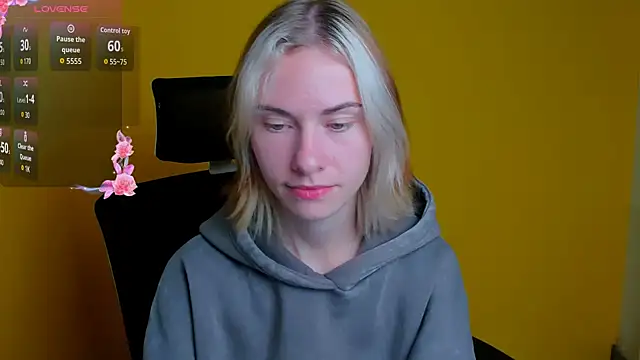 Fiona Night online show from 10/08/25, 05:54