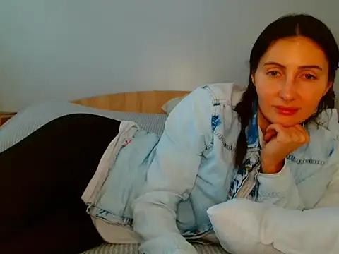 Snapshot of Irina9793 chatting on 04/22/26, 09:44 Irina9793 online show from 04/22/26, 09:44
