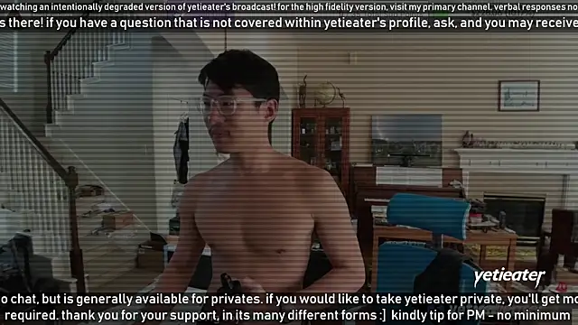 Snapshot of yetieater chatting on 12/22/24, 08:14 yetieater online show from 12/22/24, 08:14