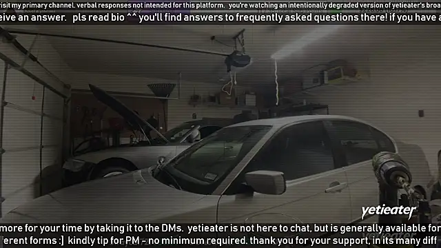 Snapshot of yetieater chatting on 01/07/25, 10:19 yetieater online show from 01/07/25, 10:19