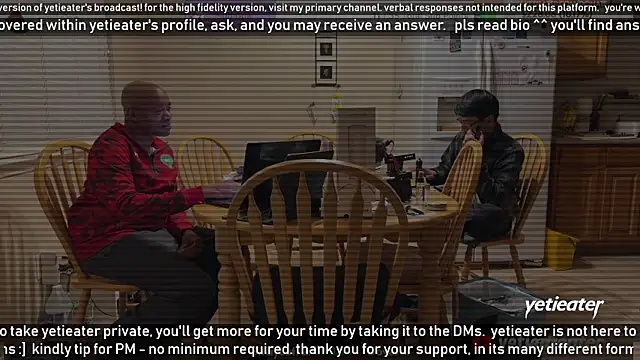 Snapshot of yetieater chatting on 01/27/25, 12:01 yetieater online show from 01/27/25, 12:01