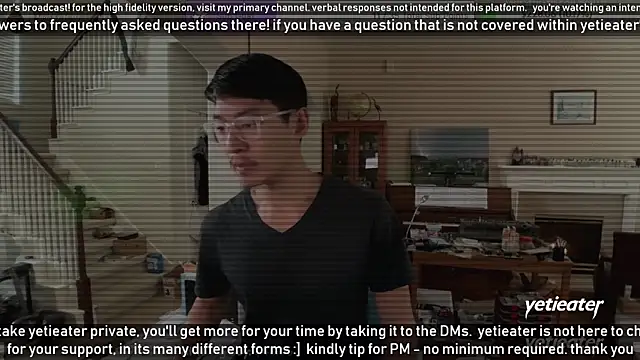 Snapshot of yetieater chatting on 01/28/25, 08:36 yetieater online show from 01/28/25, 08:36