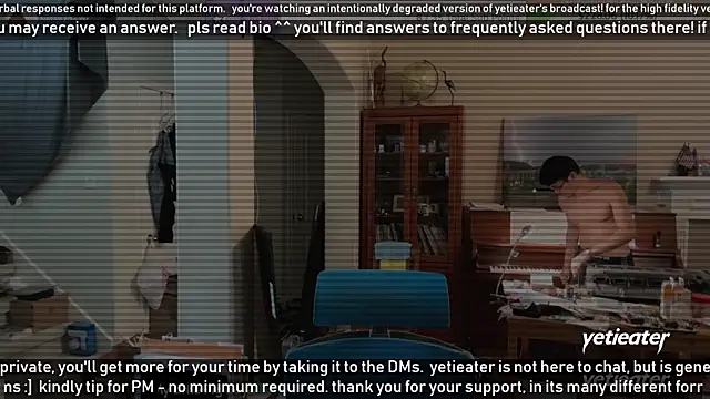 Snapshot of yetieater chatting on 02/07/25, 09:15 yetieater online show from 02/07/25, 09:15