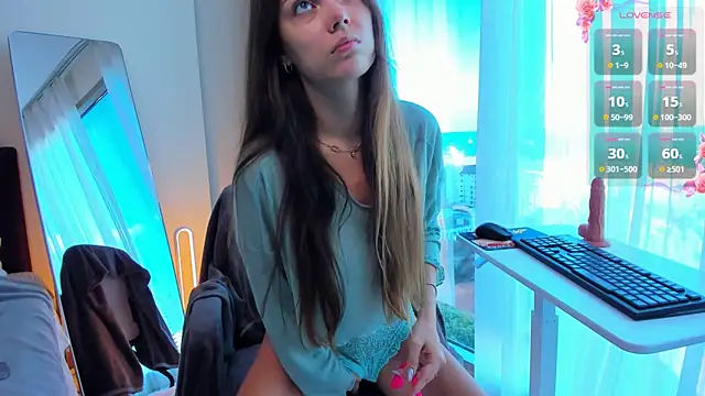 Snapshot of Alice_neon chatting on 03/01/26, 12:56 Alice neon online show from 03/01/26, 12:56