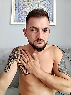 iurinicola online show from 10/23/25, 12:15