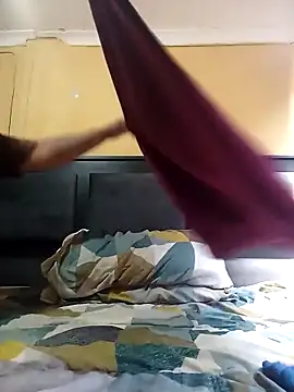 JuicyMilkyTizzy online show from 02/11/26, 09:03