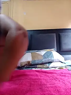 JuicyMilkyTizzy online show from 02/24/26, 08:45