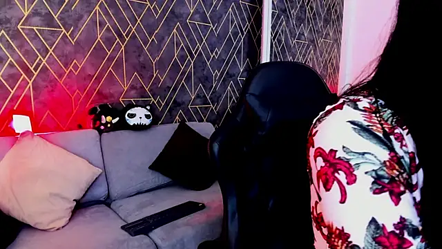 Tahara Romanov online show from 12/02/25, 08:26