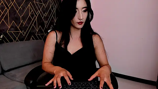 Tahara Romanov online show from 02/24/26, 05:44