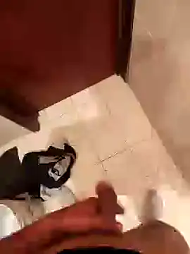 Snapshot of enoc369 chatting on 03/20/25, 01:37 enoc369 online show from 03/20/25, 01:37