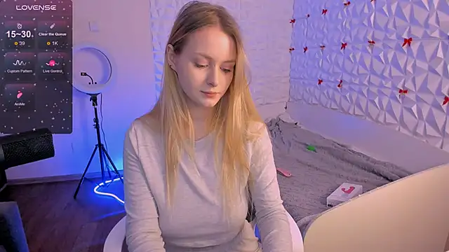 Beatrice 7 online show from 04/19/26, 12:15