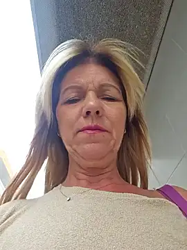 Melody73 online show from 10/13/25, 04:07