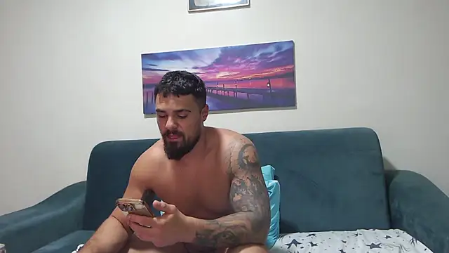 Tiberius hunk online show from 09/30/25, 01:49