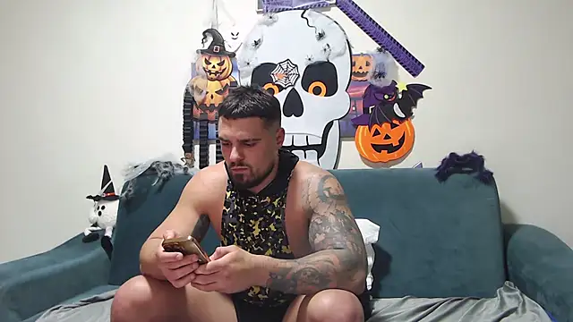 Tiberius hunk online show from 11/07/25, 07:25