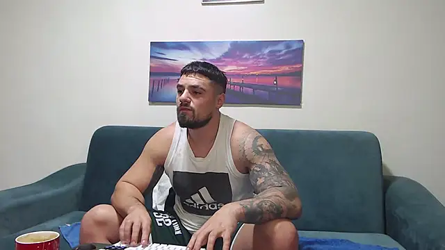 Tiberius hunk online show from 11/28/25, 07:33